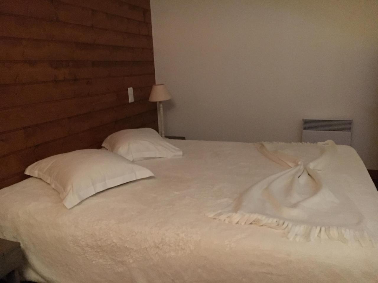 Chambres D'Hotes Les Templiers Rugney Εξωτερικό φωτογραφία