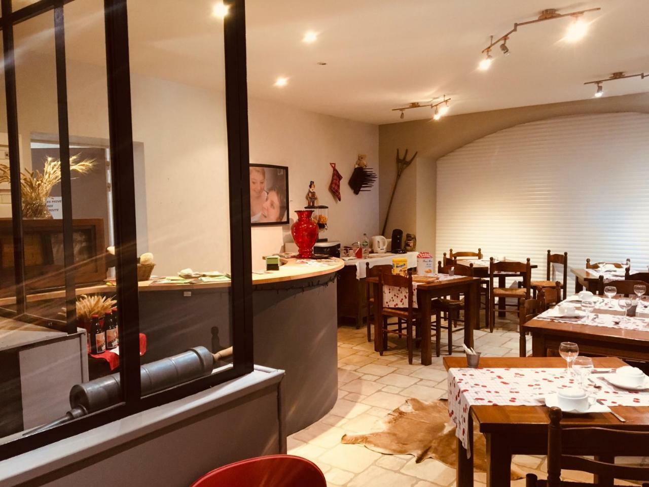 Chambres D'Hotes Les Templiers Rugney Εξωτερικό φωτογραφία